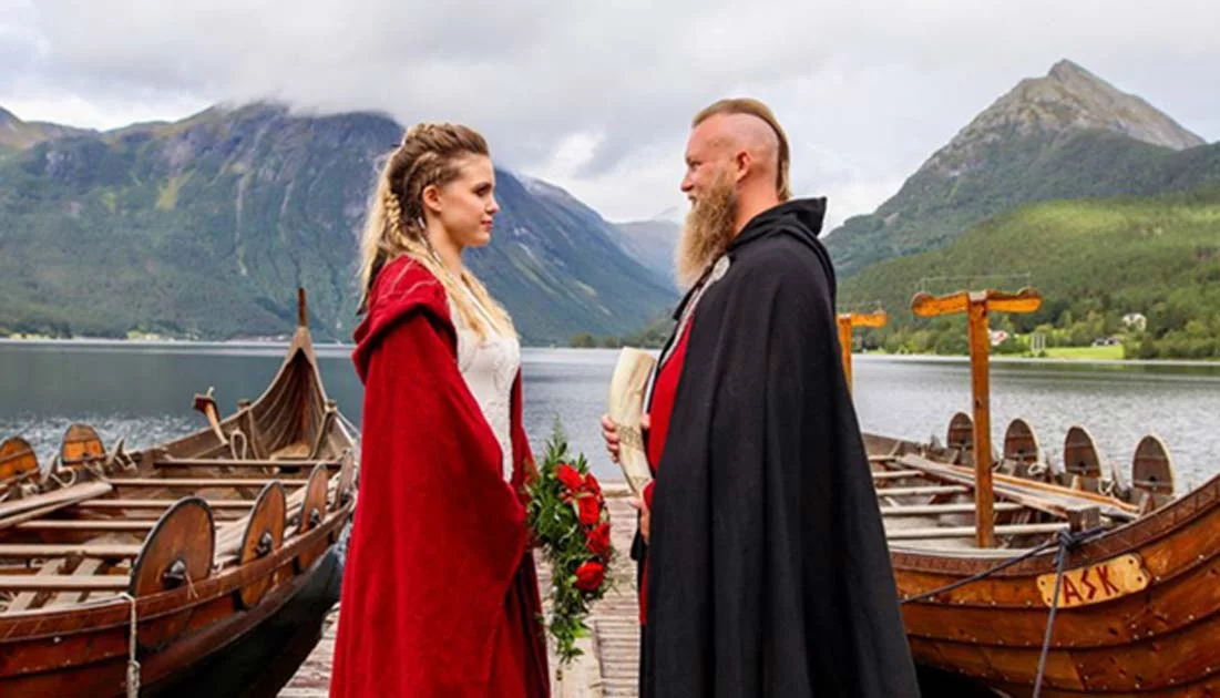 Vikingklær i bryllup